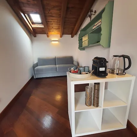 לינה וארוחת בוקר Casa Teodora 3*